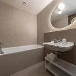 شقة Skyline View Apartment, Metropolis, Parking & Balcony